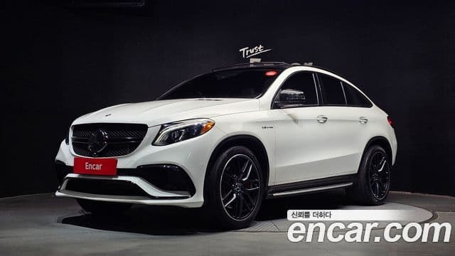 Mercedes-Benz GLE-Class 2018 — Şəkil 10/20
