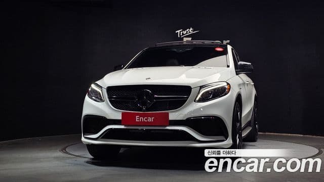 Mercedes-Benz GLE-Class 2018 — Şəkil 2/20
