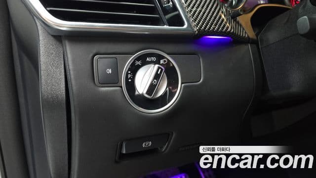 Mercedes-Benz GLE-Class 2018 — Şəkil 20/20
