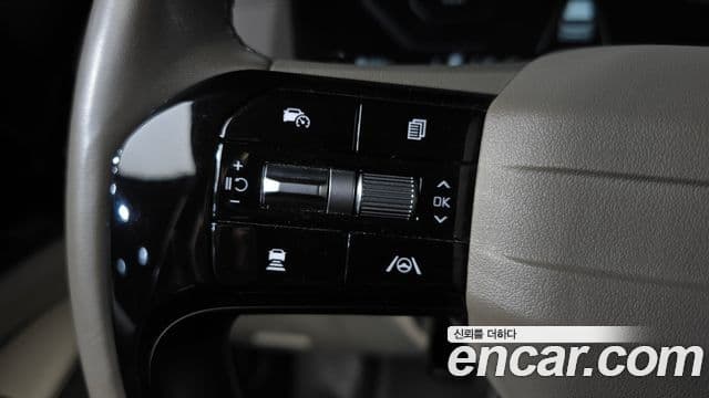 Kia Carnival 2025 — Şəkil 15/20