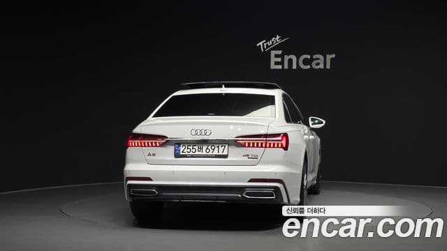 Audi A6 2021 — Şəkil 13/34