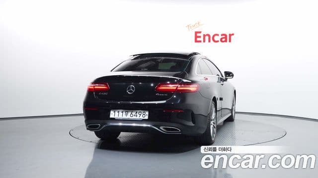 Mercedes-Benz E-Class 2019 — ფოტო 4/20