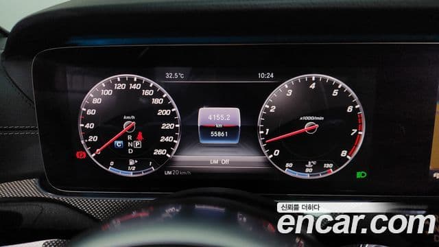 Mercedes-Benz E-Class 2019 — ფოტო 8/20