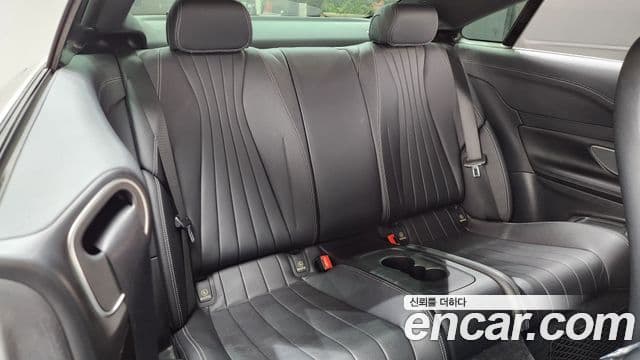 Mercedes-Benz E-Class 2019 — ფოტო 11/20