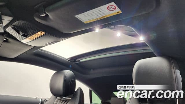 Mercedes-Benz E-Class 2019 — ფოტო 16/20