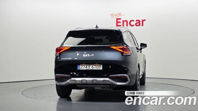 Kia Sportage 2022 — ფოტო 4/20