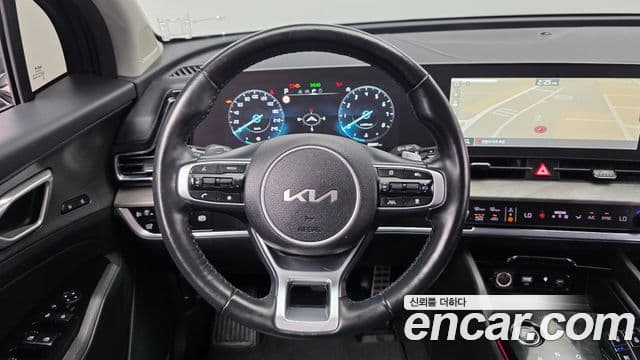 Kia Sportage 2022 — ფოტო 13/20