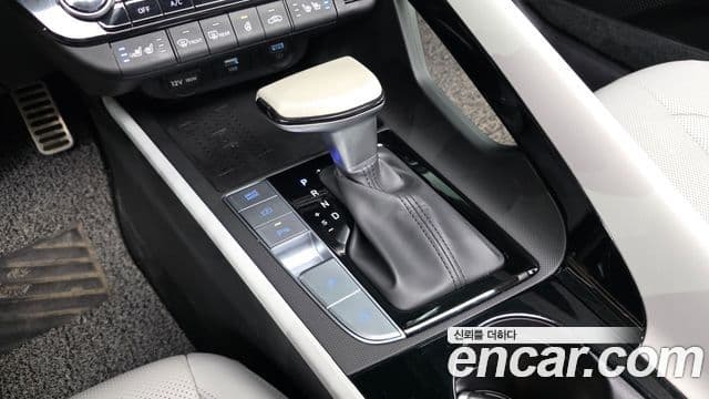 Hyundai Avante 2022 — Фото 8/20