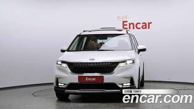 Kia Carnival 2020 — Фото 2/20