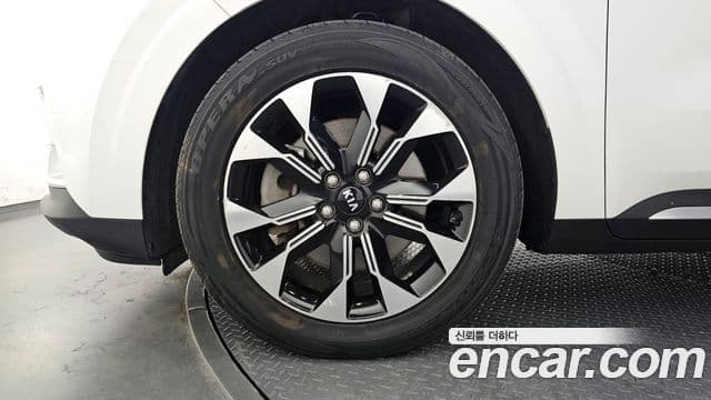 Kia Carnival 2020 — Фото 4/20