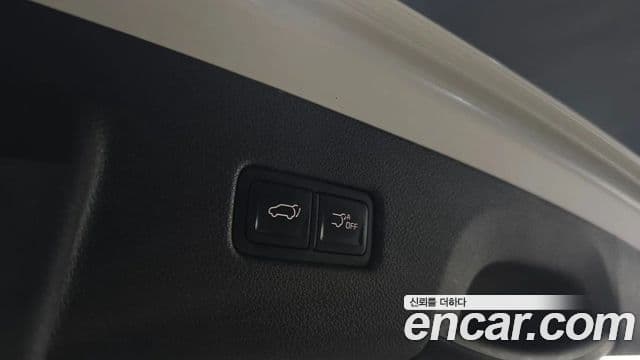 Kia Carnival 2020 — Фото 17/20