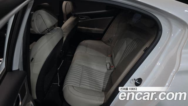 Genesis G70 2021 — ფოტო 12/20