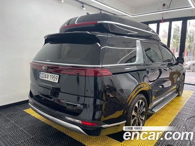 Kia Carnival 2021 — Фото 3/18