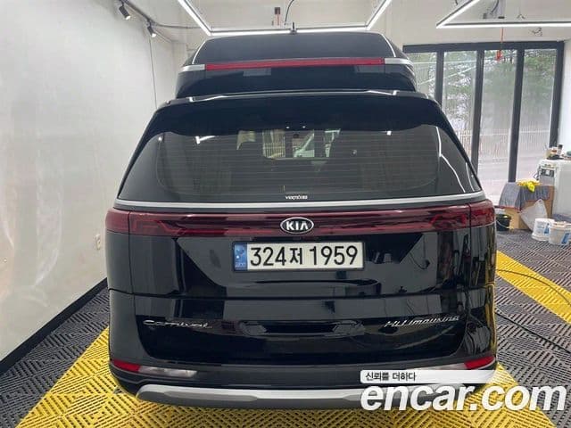 Kia Carnival 2021 — Фото 5/18