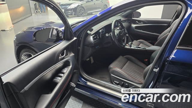 Genesis G70 2024 — ფოტო 16/32