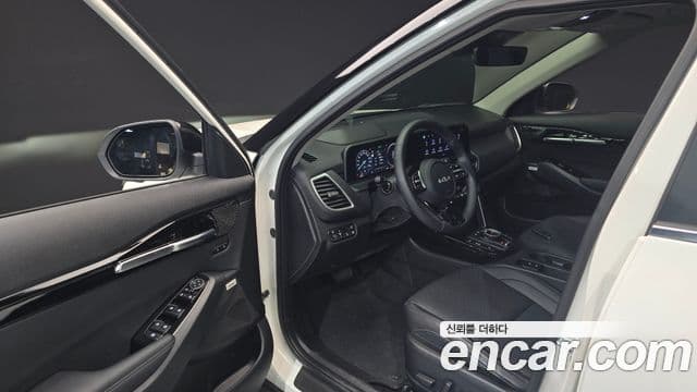 Kia Seltos 2024 — Şəkil 10/20
