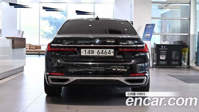 BMW 7 Series 2019 — ფოტო 3/20