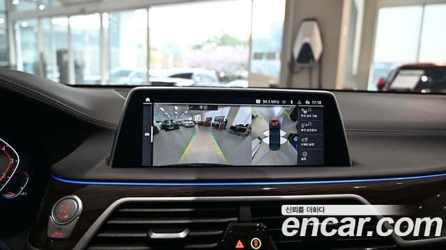 BMW 7 Series 2019 — ფოტო 14/20