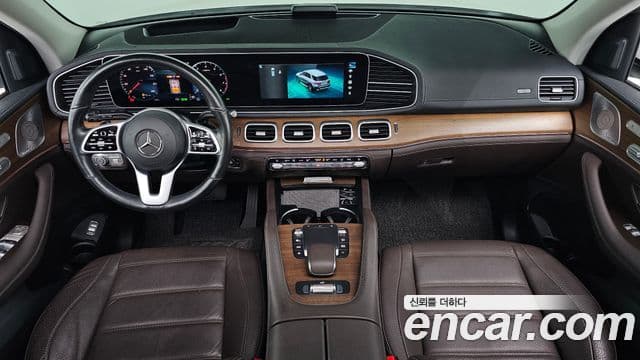Mercedes-Benz GLE-Class 2021 — ფოტო 6/20