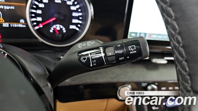 Kia Carnival 2022 — Şəkil 18/20