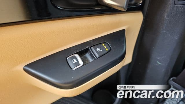 Kia Carnival 2022 — Şəkil 19/20