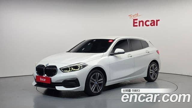 BMW 1 Series 2022 — ფოტო 1/20