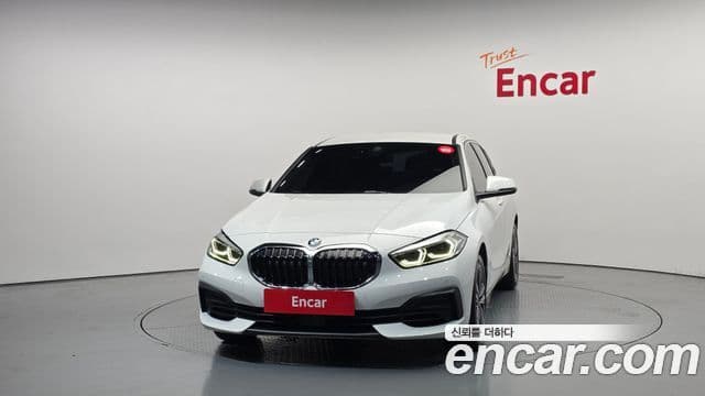 BMW 1 Series 2022 — ფოტო 3/20