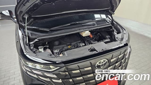 Toyota Alphard 2025 — ფოტო 6/20