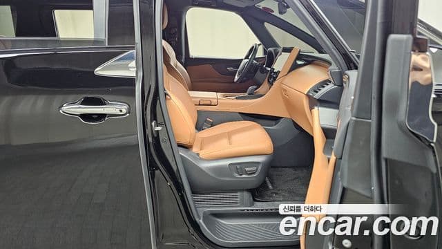 Toyota Alphard 2025 — ფოტო 11/20