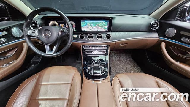 Mercedes-Benz E-Class 2018 — Şəkil 7/20