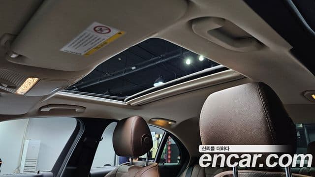 Mercedes-Benz E-Class 2018 — Şəkil 14/20