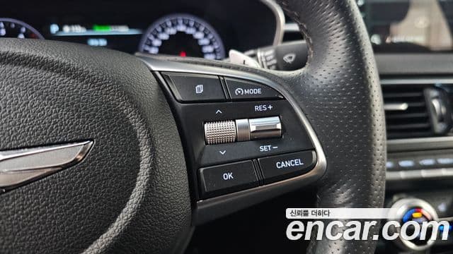 Genesis G70 2019 — ფოტო 14/20