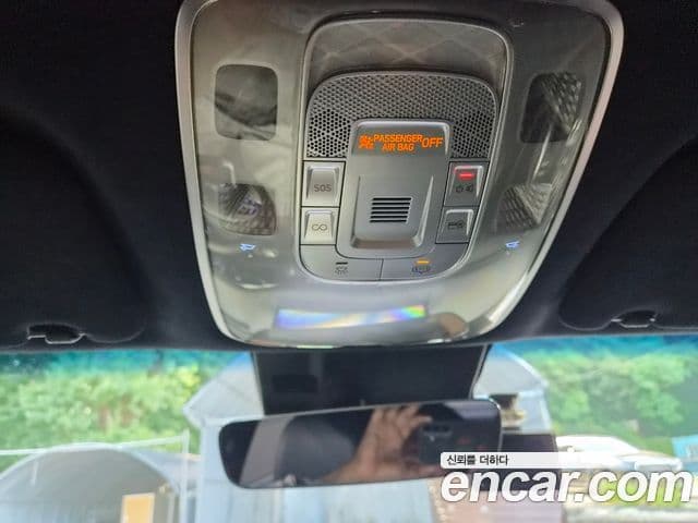 Genesis GV70 2021 — ფოტო 16/20