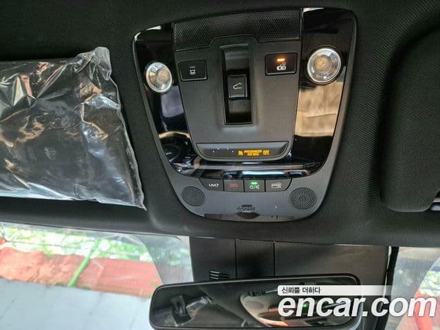 Kia Sorento 2021 — ფოტო 13/19