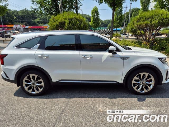 Kia Sorento 2021 — ფოტო 18/19