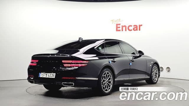 Genesis Electrified G80 2022 — Şəkil 1/20