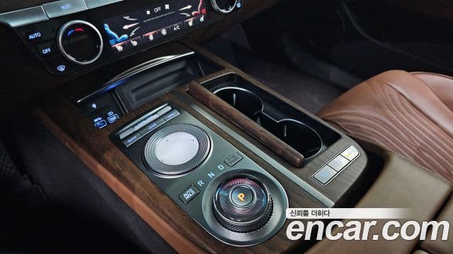 Genesis Electrified G80 2022 — Şəkil 7/20