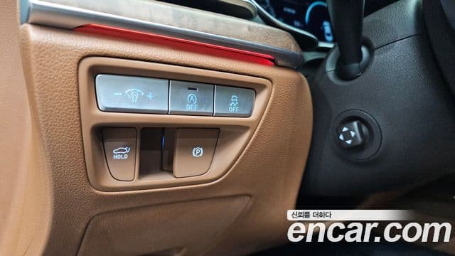 Genesis Electrified G80 2022 — Şəkil 13/20