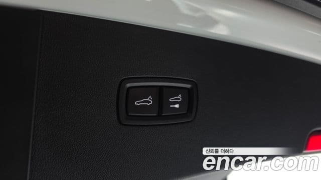 Porsche Cayenne 2023 — Фото 16/20