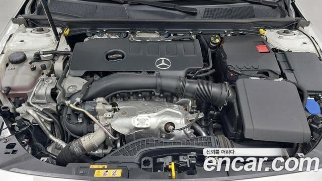 Mercedes-Benz CLA-Class 2023 — Şəkil 5/17