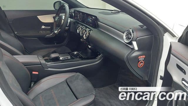 Mercedes-Benz CLA-Class 2023 — Şəkil 7/17