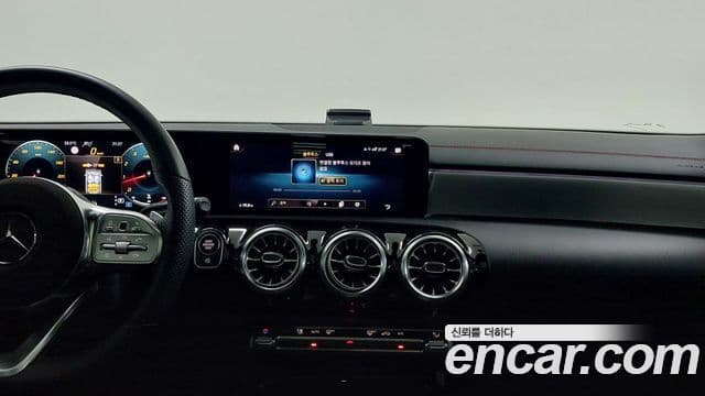 Mercedes-Benz CLA-Class 2023 — Şəkil 15/17