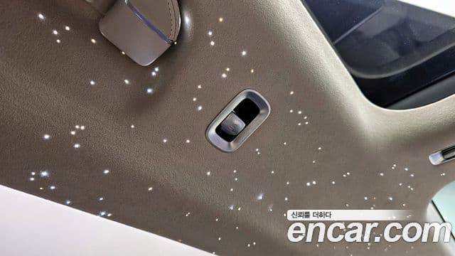 Mercedes-Benz S-Class 2021 — ფოტო 17/20