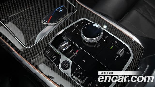 BMW X7 2025 — ფოტო 8/20