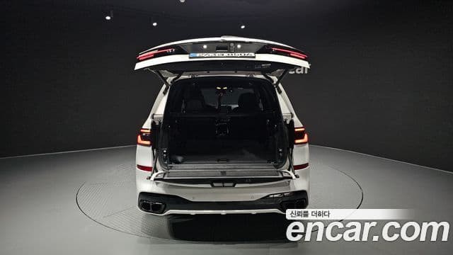 BMW X7 2025 — ფოტო 19/20