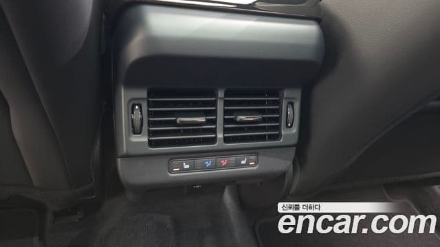 Land Rover Range Rover Evoque 2026 — Şəkil 18/20
