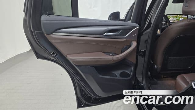 BMW X4 2024 — ფოტო 18/31