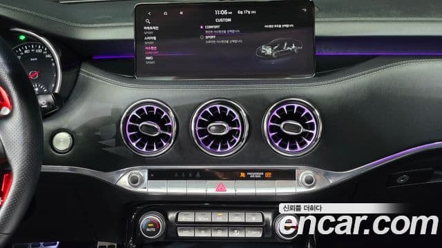 Kia Stinger 2020 — ფოტო 18/20