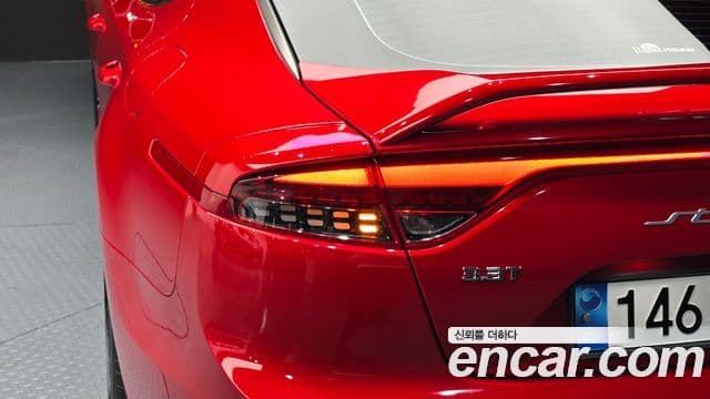 Kia Stinger Meister 2020 — Photo 18/32