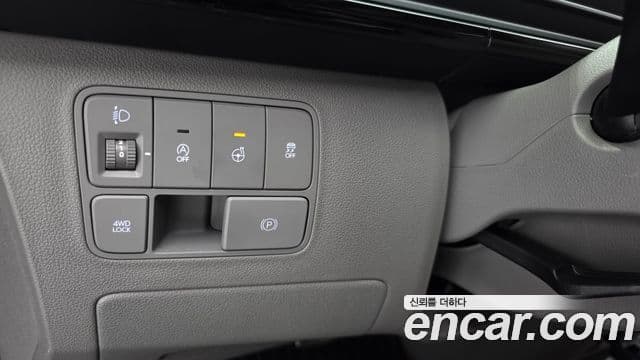 Hyundai Staria 2025 — Фото 17/20